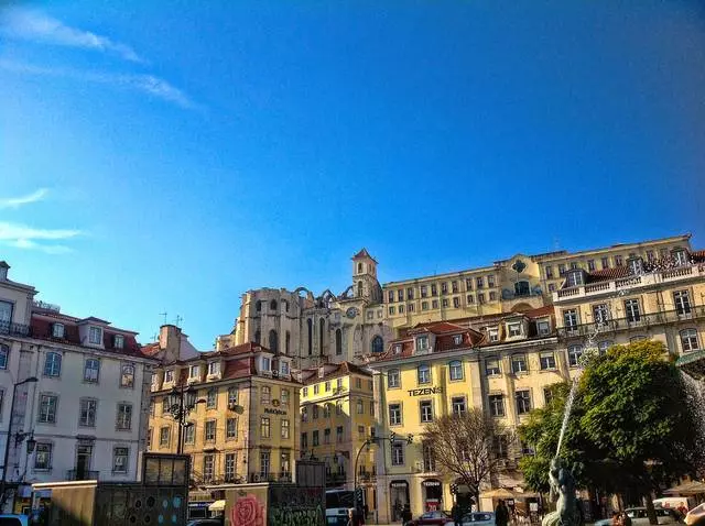 Pahinga sa Lisbon: Mga Review ng Turista 59712_1