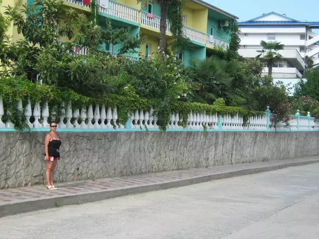 Asa magpabilin sa Adler? Mga tip alang sa mga turista. 59813_2