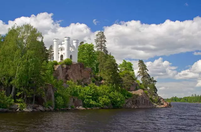 Apa yang patut dilihat di Vyborg? Tempat yang paling menarik. 60128_2