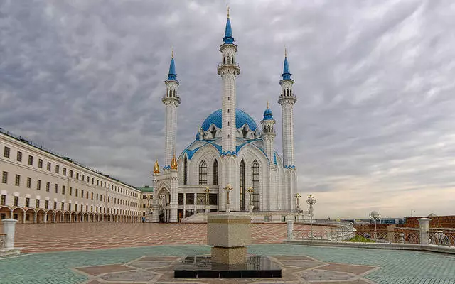 Wat is het bekijken waard in Kazan? De meest interessante plaatsen.