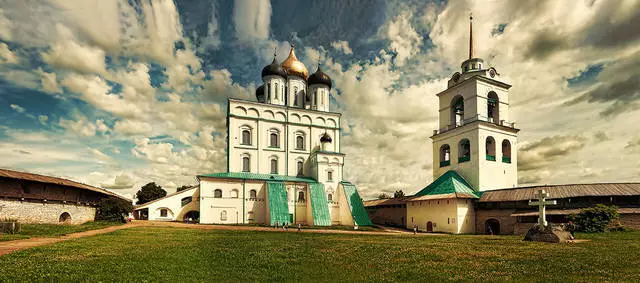 Que paga a pena ver en PSKov? Os lugares máis interesantes. 60715_2