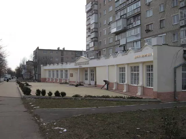 Malinawon nga European Iylichevsk 6110_2