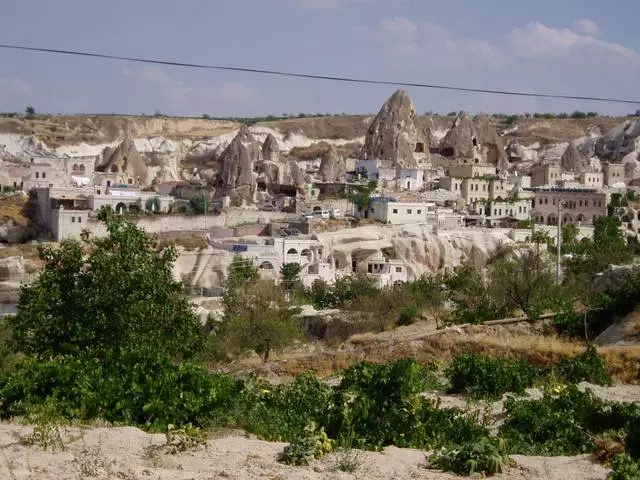 Kini o yẹ ki n rii ni Cappadocia? Awọn aye ti o nifẹ julọ. 62894_1