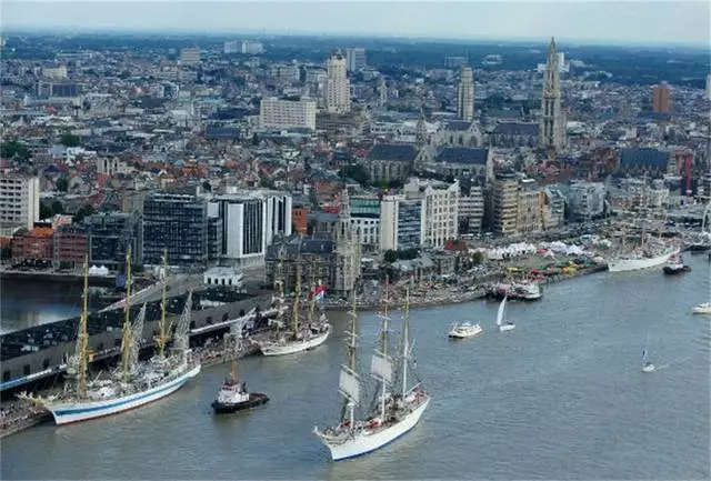 Eolas úsáideach faoin saoire i Antwerp.