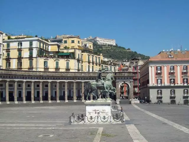 Where to go to Naples and what to see? 6792_7