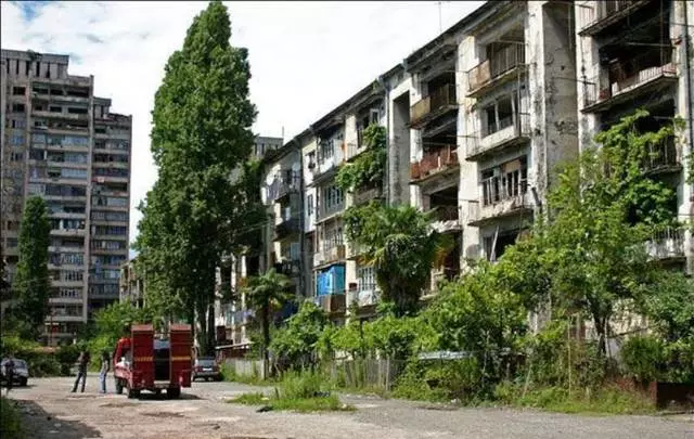 സുഖൂമിൽ എന്ത് രസകരമായ സ്ഥലങ്ങളാണ് സന്ദർശിക്കേണ്ടത്? 6843_1