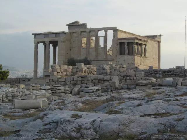 Ni nini kinachofaa kutazama Athens?