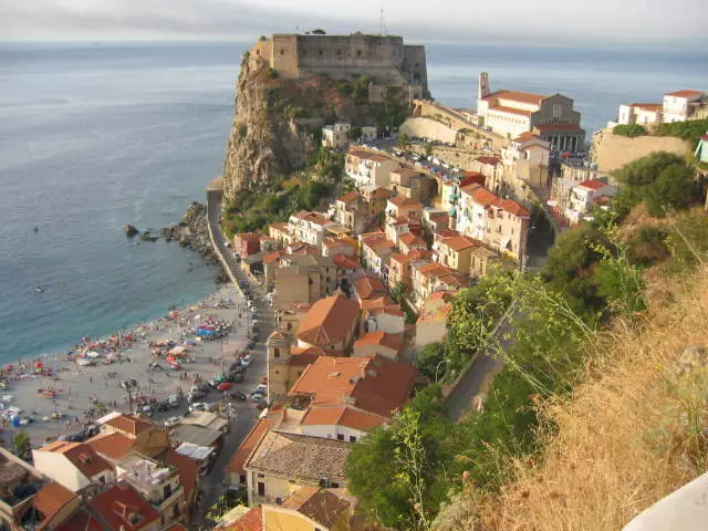 Interesantākās vietas Reggio di Calabria. 7021_5