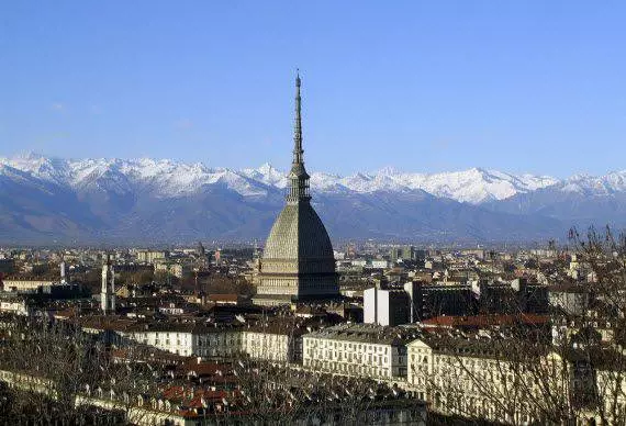 Nibihe bintu bishimishije bikwiye gusurwa muri Turin? 7023_12