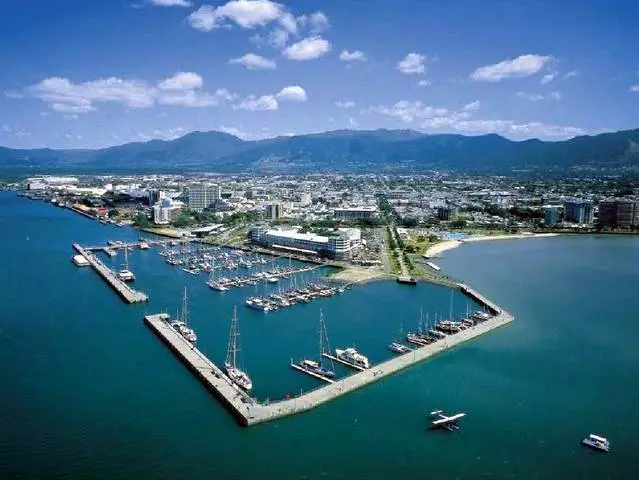 How much money do you need to rest in Cairns?