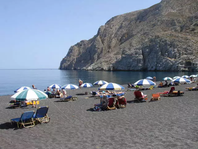 Santorini'deki çocuklarla dinlenin. Ebeveynler İpuçları. 7361_5