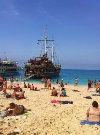 Mistrieħ fuq zakynthos mat-tfal. Informazzjoni utli. 7389_12