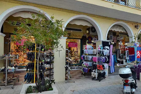 Compras en Zakynthos: ¿Dónde y qué comprar? 7397_1