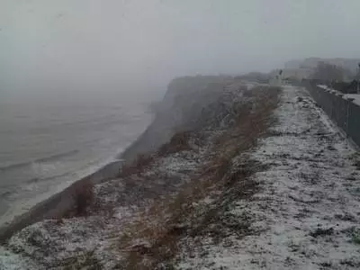 Demsala mayî li Anapa. Kengê çêtir e ku biçin Anapa li betlaneyê?