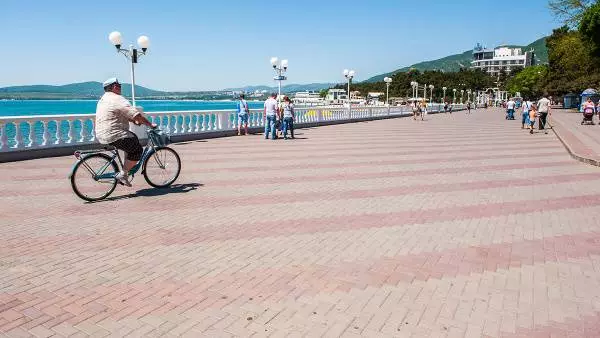 Where to go to Gelendzhik and what to see? 7523_2