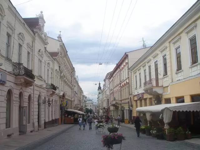 Malo osangalatsa kwambiri ku Chernivtsi.