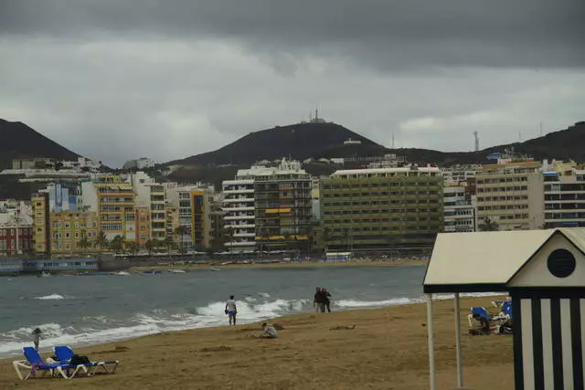 Anong oras na mas mahusay na magpahinga sa Grand Canaria?