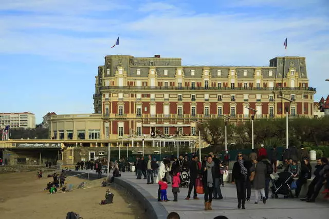 Vai ir vērts doties uz Biarritz?