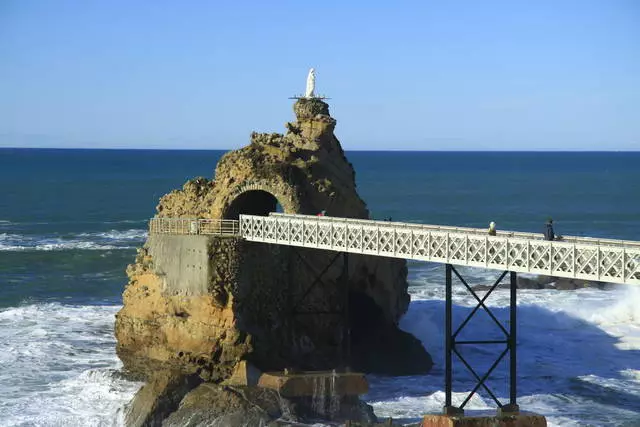 ¿Cuáles son los lugares interesantes que vale la pena visitar en Biarritz? 7725_2