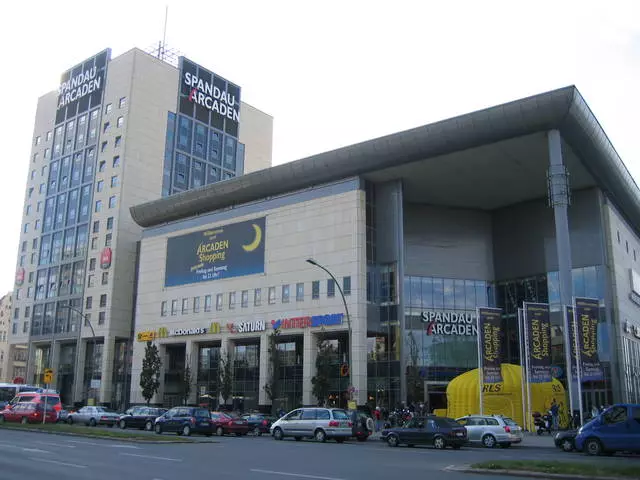 Pusat perbelanjaan dan department store Berlin 7843_10