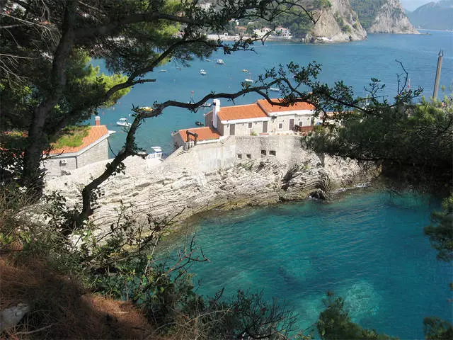 ¿Cuáles son tus lugares interesantes para visitar en Petrovac?