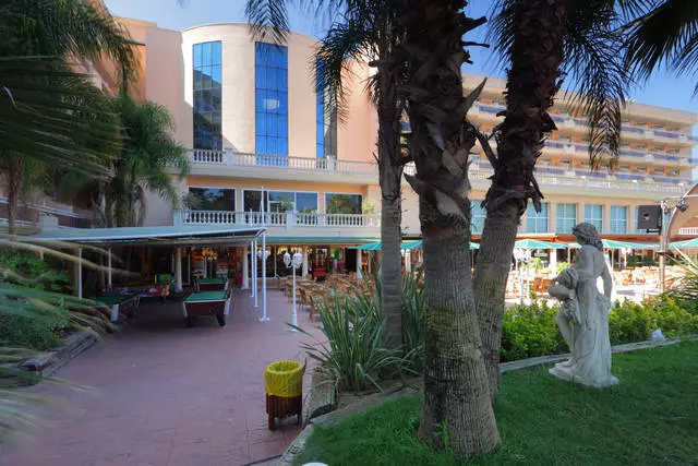 Zein hotel aukeratu behar da La Pinedan erlaxatzeko? 7927_10