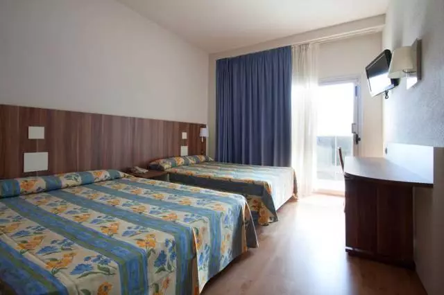 Care hotel să alegeți să vă relaxați în La Pineda? 7927_7