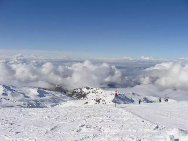 Koha më e mirë për t'u çlodhur në Sierra Nevada 7937_3