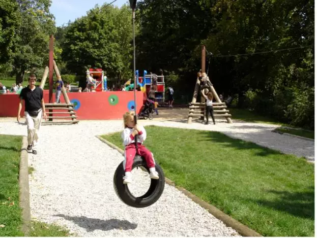 Vakansies met kinders in Montreux: Is dit die moeite werd om te gaan en wat is die vermaak? 8102_4