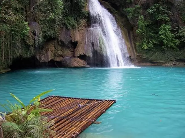 Mafi kyawun lokacin don shakatawa a kan cebu 8204_3