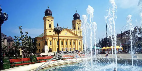 Wat sinn déi interessant Plazen derwäert ze besichen an der Debrecen? 8234_8