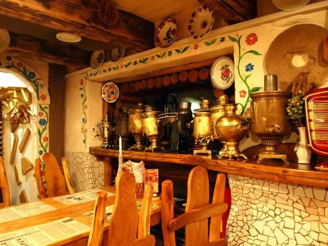 Mees gewilde restaurante en kafee ternopil, benaderde pryse.