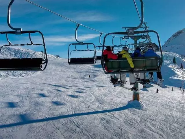 Πόσο θα ξεκουραστεί στο κόστος Lech; 8359_2