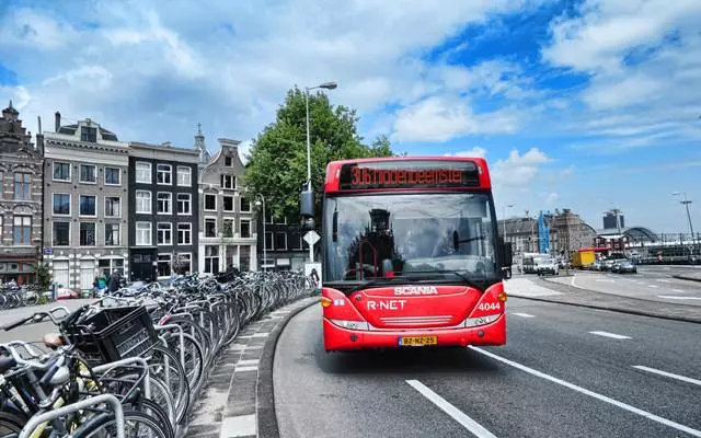 AMSTERDAM मा सार्वजनिक यातायात 8502_2