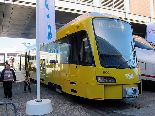 Ubwikorezi i Berlin 8744_2