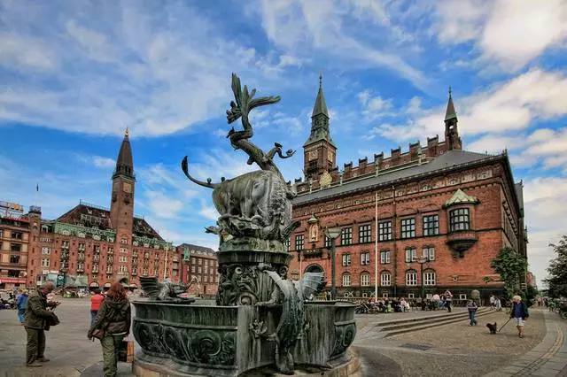 Wisata kulawarga sing nggumunake ing Copenhagen 8798_4