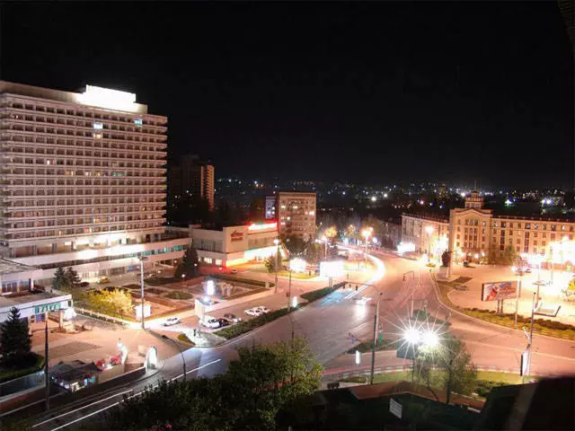 Chisinau - la kutima post-sovetia urbo