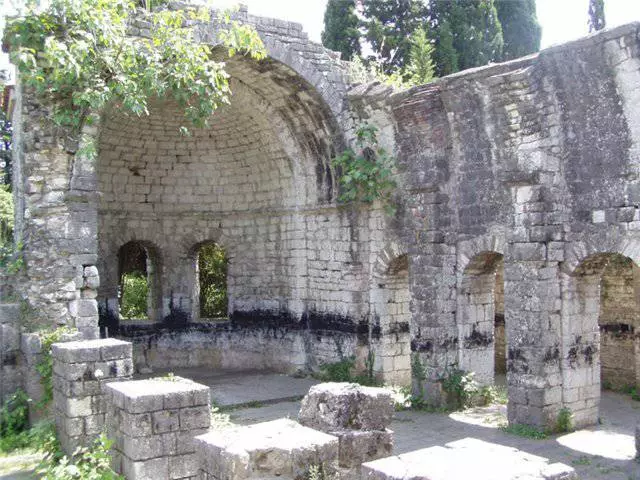 עונה מרגיעה בזנדריפש. מתי עדיף ללכת לצנריפש בחופשה? 8907_2