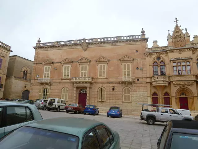 Waa maxay safarro u qalma booqashada Valletta? 8934_2