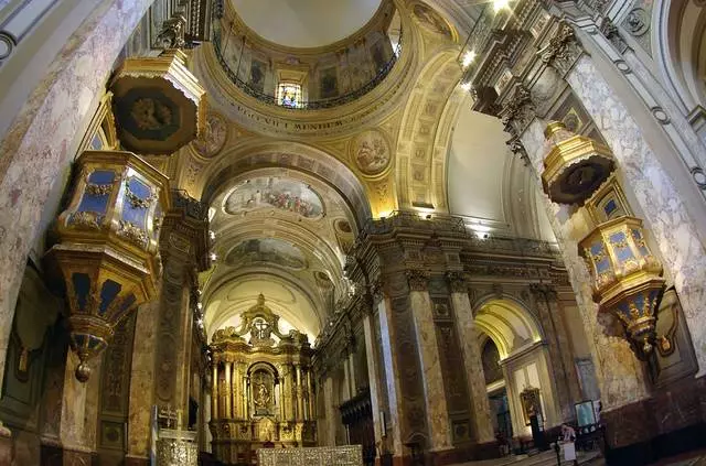 Ní féidir leis an charm de Buenos Aires a chur in iúl le focail! 8937_10