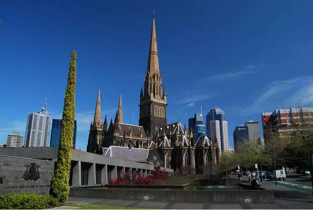 Zithunzi ziwiri kuchokera ku Melbourne.