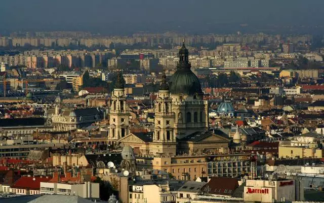 Barcelona: La yaab leh madadaalo iyo qawaaniinta Gourmet 9020_1