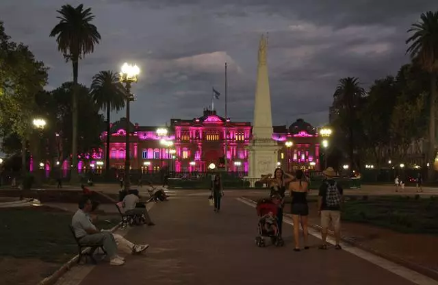 Mirinda kaj sola ĉefurbo de Argentino Bonaero! 9026_26