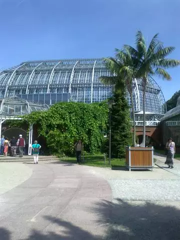 Apakah layak pergi ke Berlinkoy Botanical Garden?