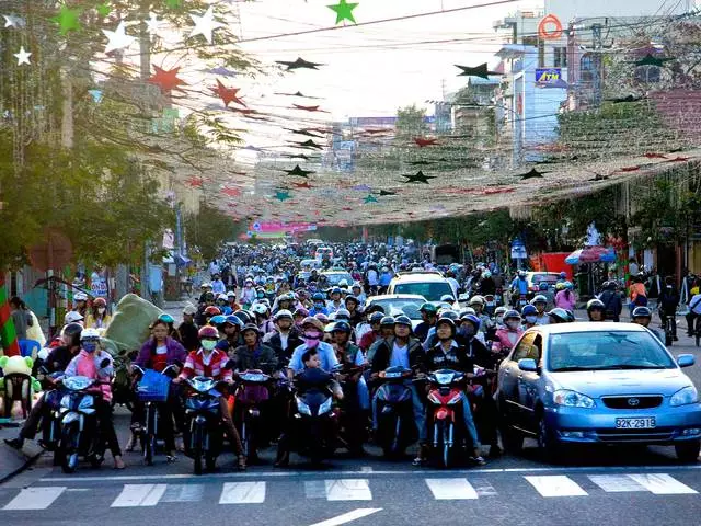 Rus in Danang: Hoe om daar te kom? Koste, reis tyd, oordrag. 9170_4