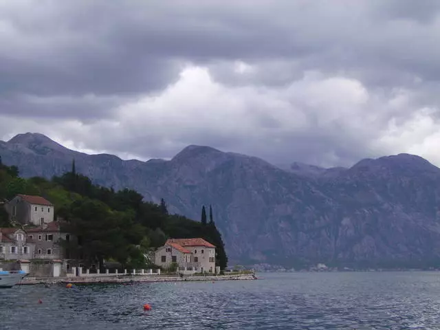 Kunjungan paling menarik di Budva.