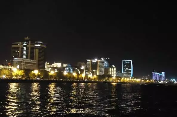 Baku - Real Azerbaijan Dubai. 9241_2