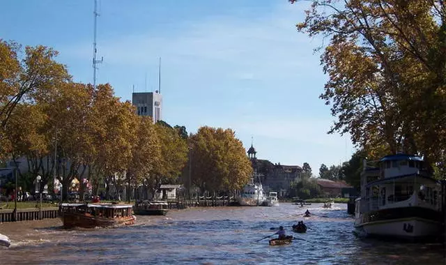 Buenos Aires: Boithabiso ka matsatsi a phomolo 9286_2