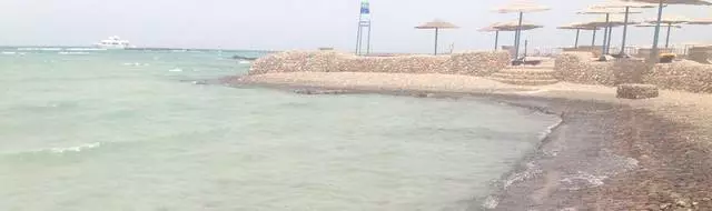 Hoekom is dit die moeite werd om in die laat lente in Hurghada te ontspan - vroeë somer? 9355_4