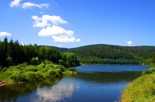 Trajtoj de la ferio en Vistulo